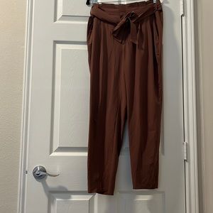 Athleta Paperbag Pants in Mauve